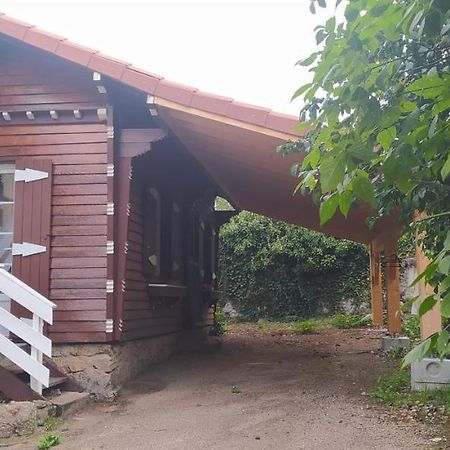 Logement Independant Attenant A Une Maison Dans Grand Jardin Retournac エクステリア 写真